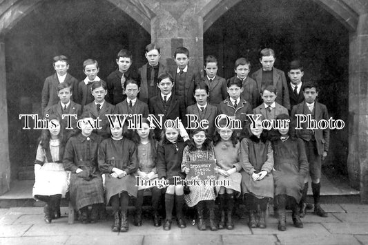 SO 669 - Stogursey School Group IV, Somerset 1921