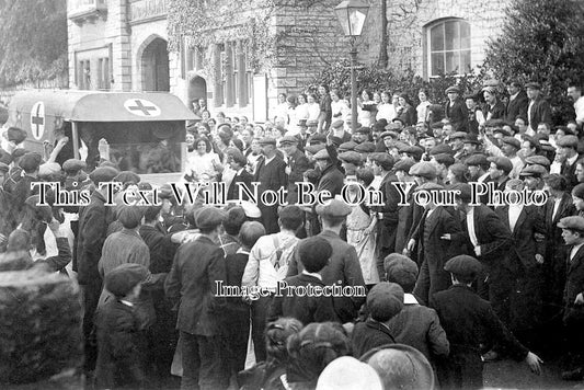 SO 702 - Red Cross Ambulance, Street, Somerset