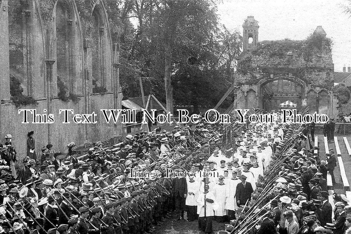 SO 79 - Glastonbury Abbey Service Procession, Somerset
