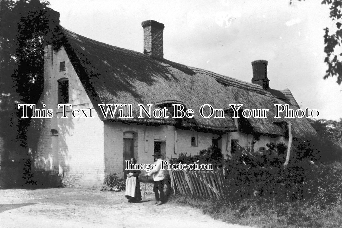 SP 392 - Cottage, Great Gransden, Cambridgeshire c1890