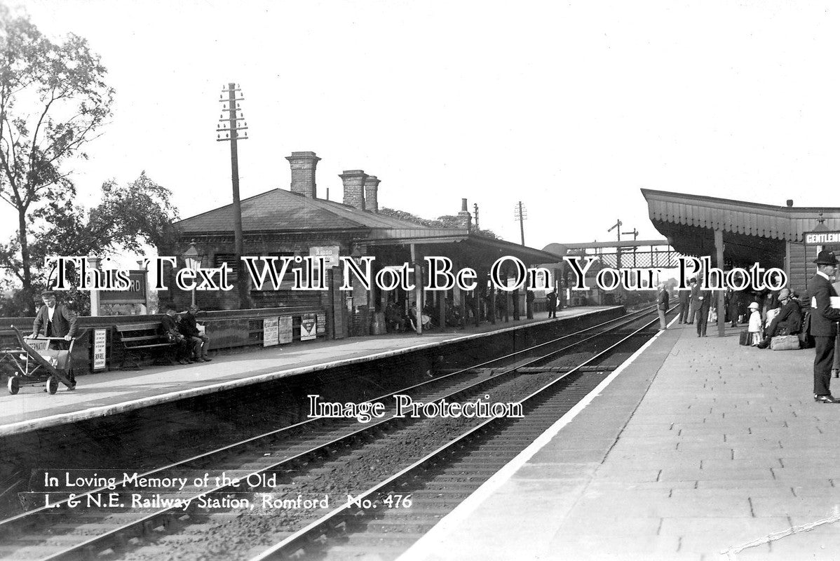 SP 588 - Romford Railway Station, Essex