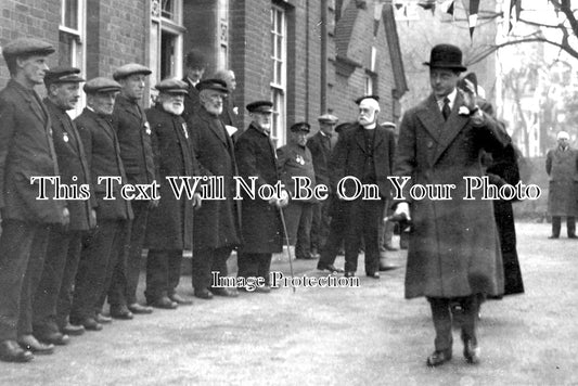SP 812 - Edward VII Inspecting Ramsgate Lifeboat Crew, Kent 24th Nov 1926