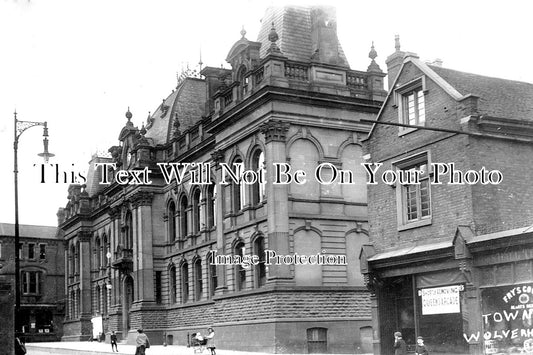 ST 1072 - Town Hall, Wolverhampton, Staffordshire c1911