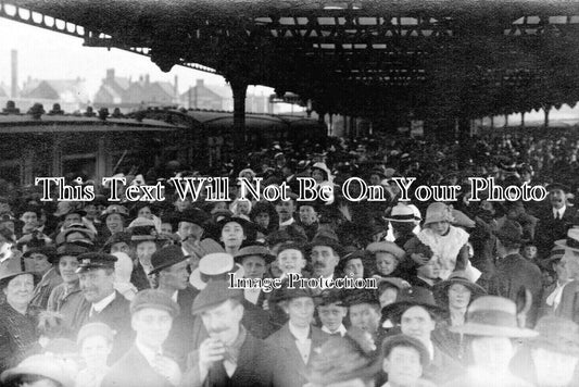 ST 1154 - Burton On Trent Railway Station, Staffordshire c1920