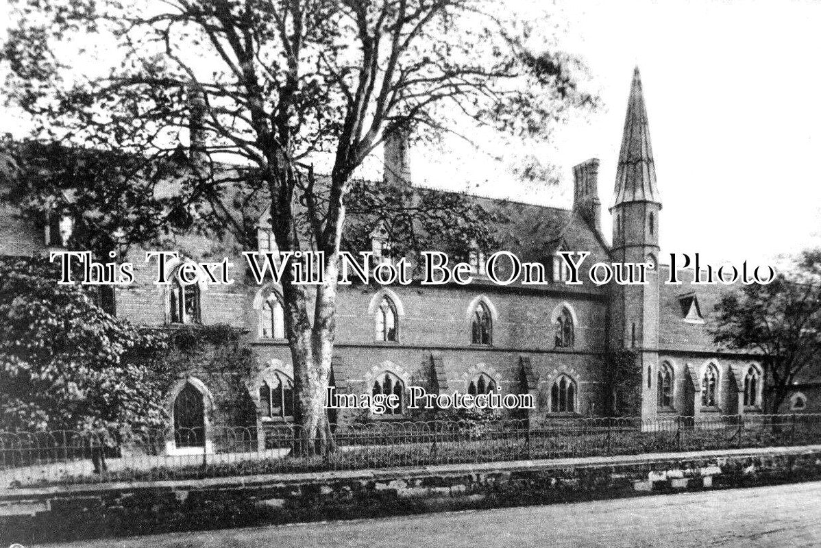 ST 1289 - Stafford Grammar School, Staffordshire c1908