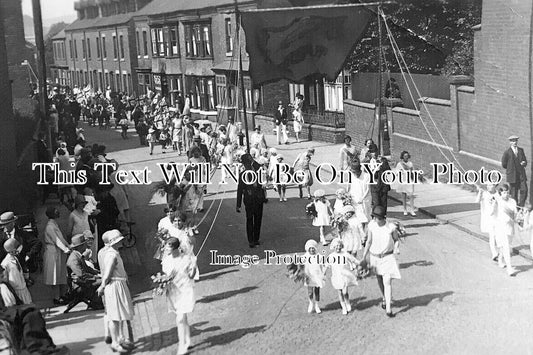 ST 1596 - Club Day Parade, Parker Street, Leek, Staffordshire