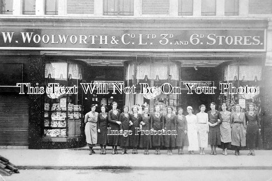 ST 1727 - Woolworths Shop, Cradley Heath, Staffordshire c1935