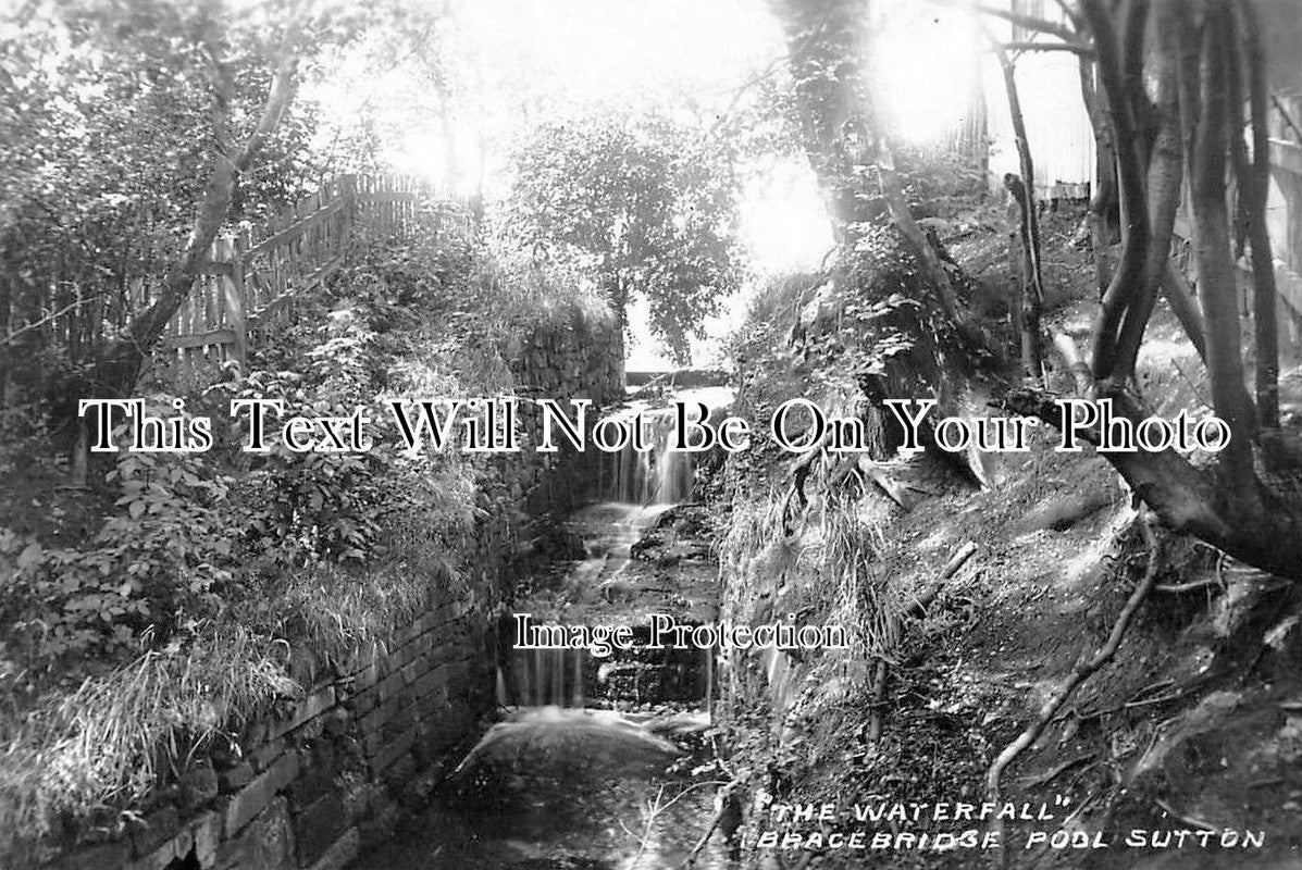ST 174 - Waterfall, Bracebridge Pool, Sutton Coldfield, Staffordshire