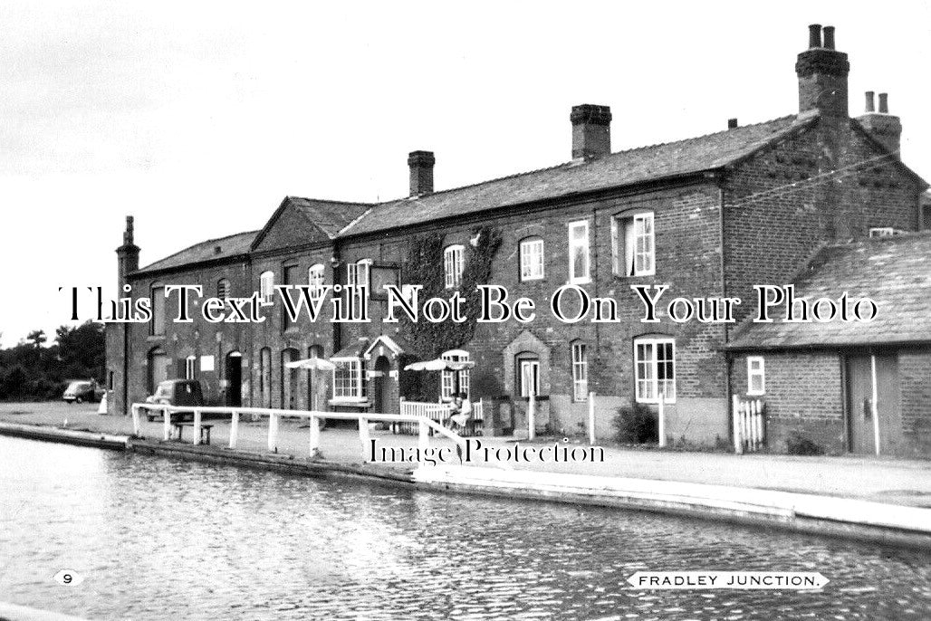 ST 1837 - The Swan Inn Pub, Fradley Junction, Coventry Canal