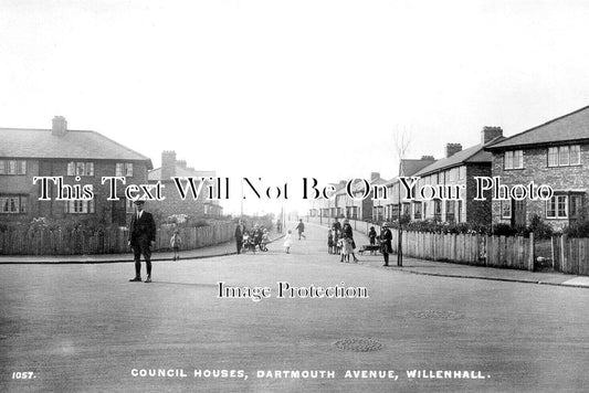 ST 1884 - Council Houses, Dartmouth Avenue, Willenhall, Staffordshire