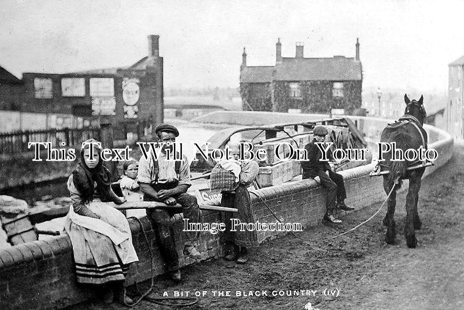 ST 305 - Canal & Barge Family, Black Country, Staffordshire c1916