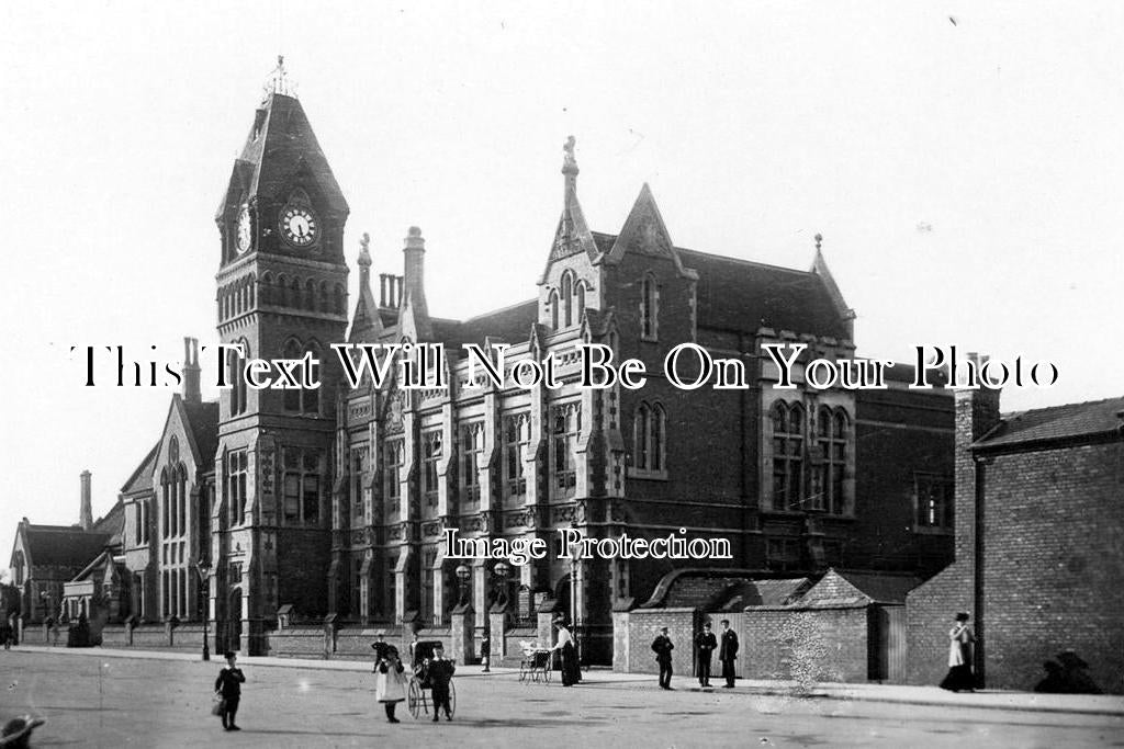 ST 504 - Town Hall, Burton On Trent, Staffordshire