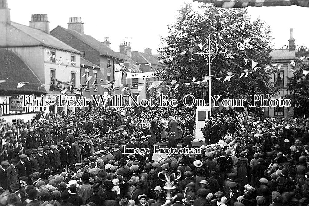 ST 710 - Dedication Of Stone War Memorial, Staffordshire 1921