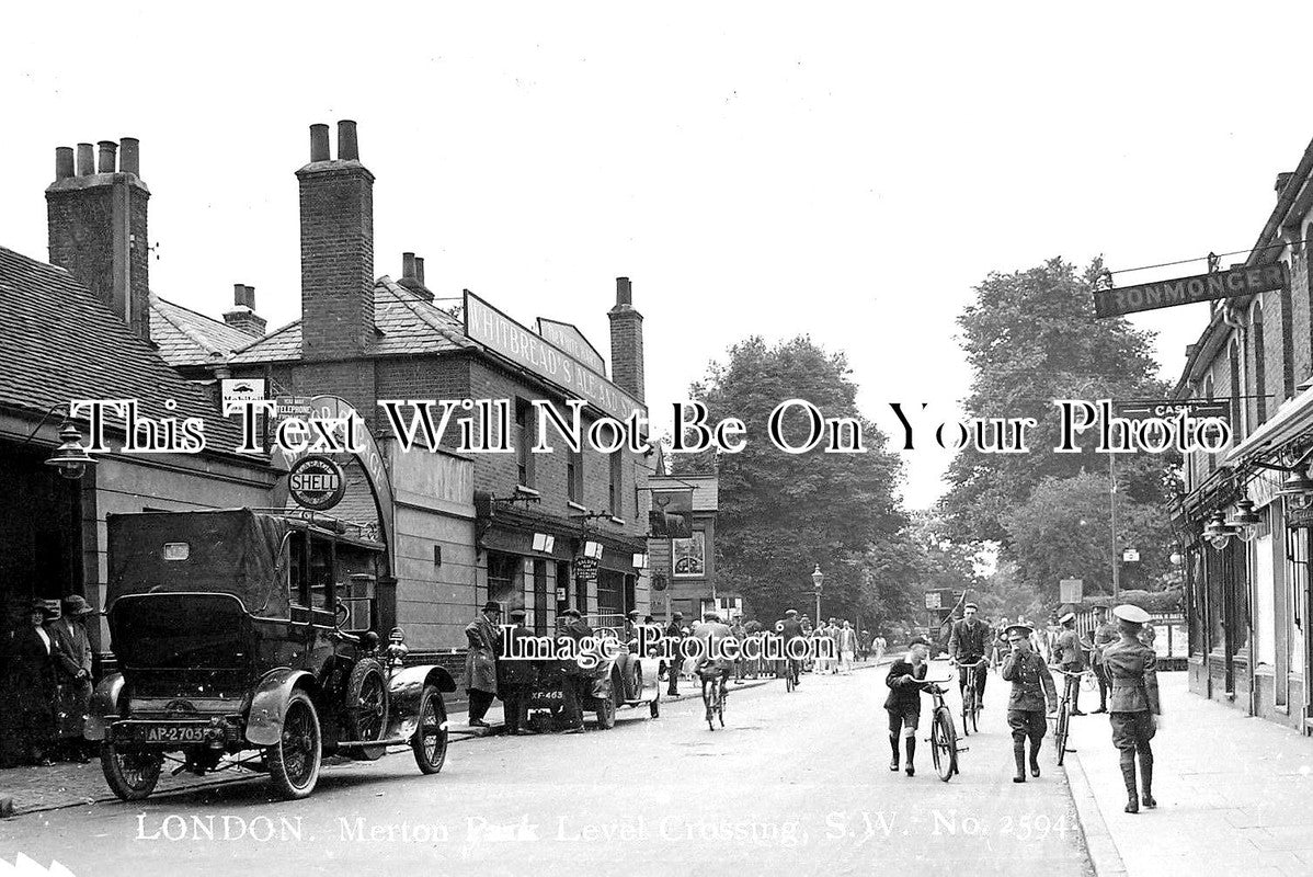 SU 1438 - Merton Park Motor Garage & Level Crossing, Surrey