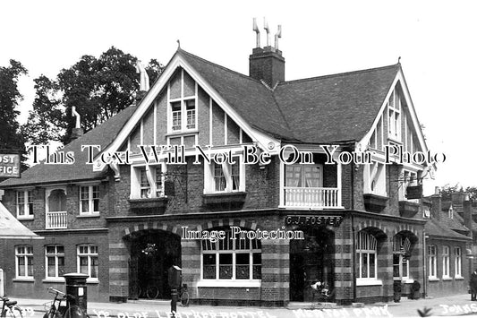 SU 1524 - The Old Leather Bottle Pub, Merton Park, Surrey