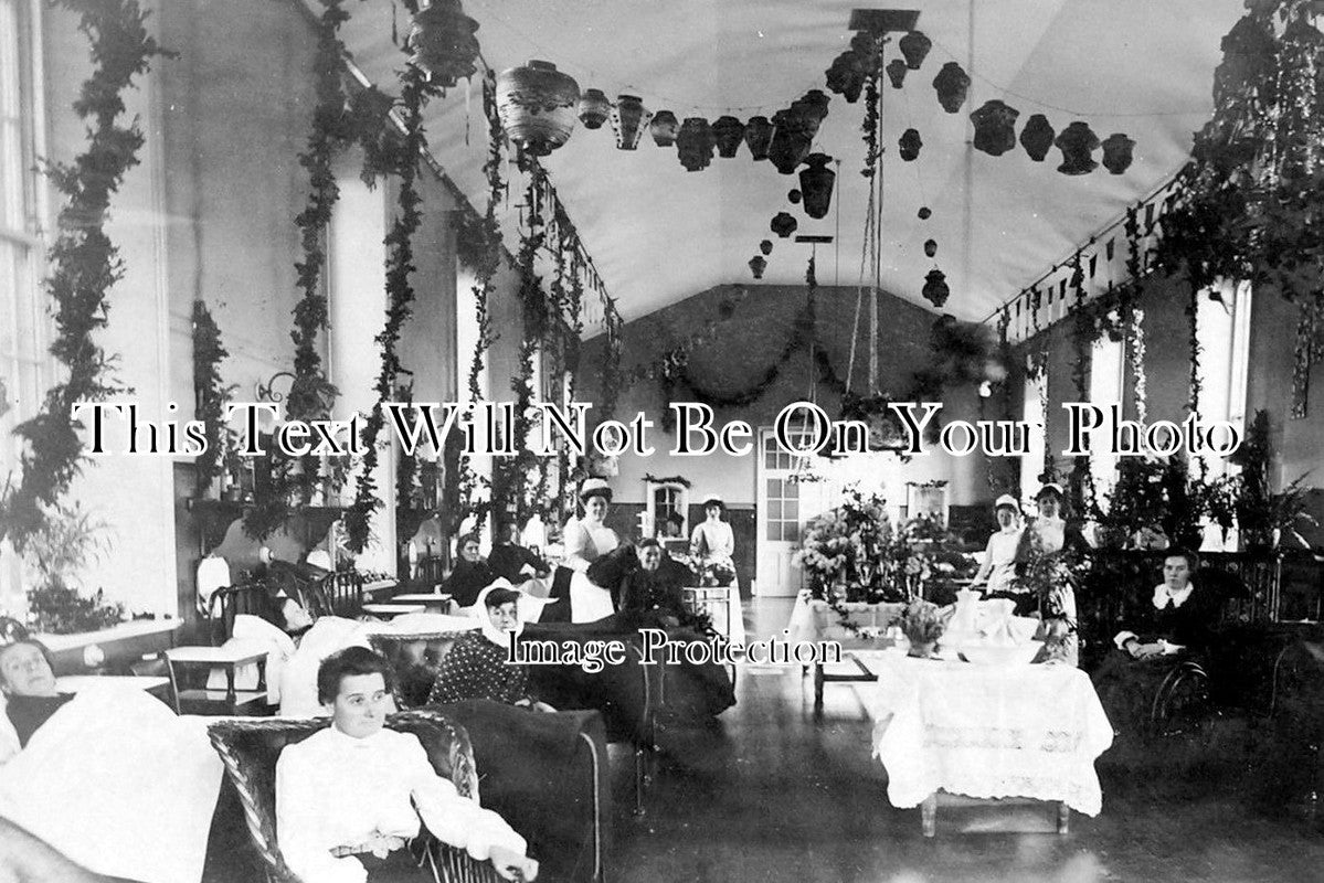 SU 1803 - Xmas On The Ward Of Guildford Hospital, Surrey c1908