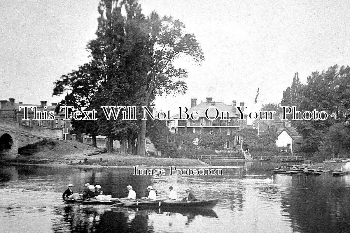 SU 2180 - Bridge Hotel, Chertsey, Surrey c1905