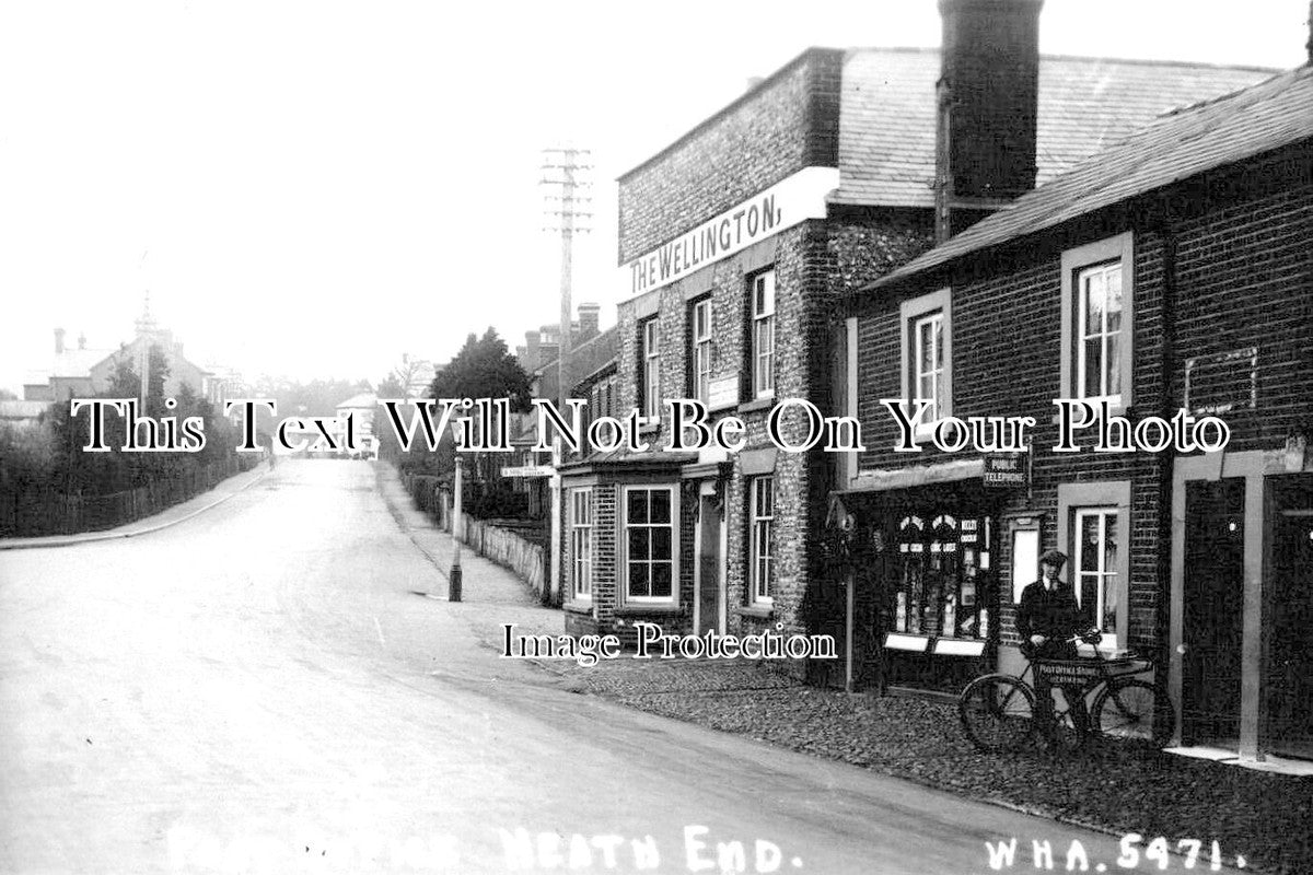 SU 2513 - The Wellington Pub & Post Office, Heath End, Surrey