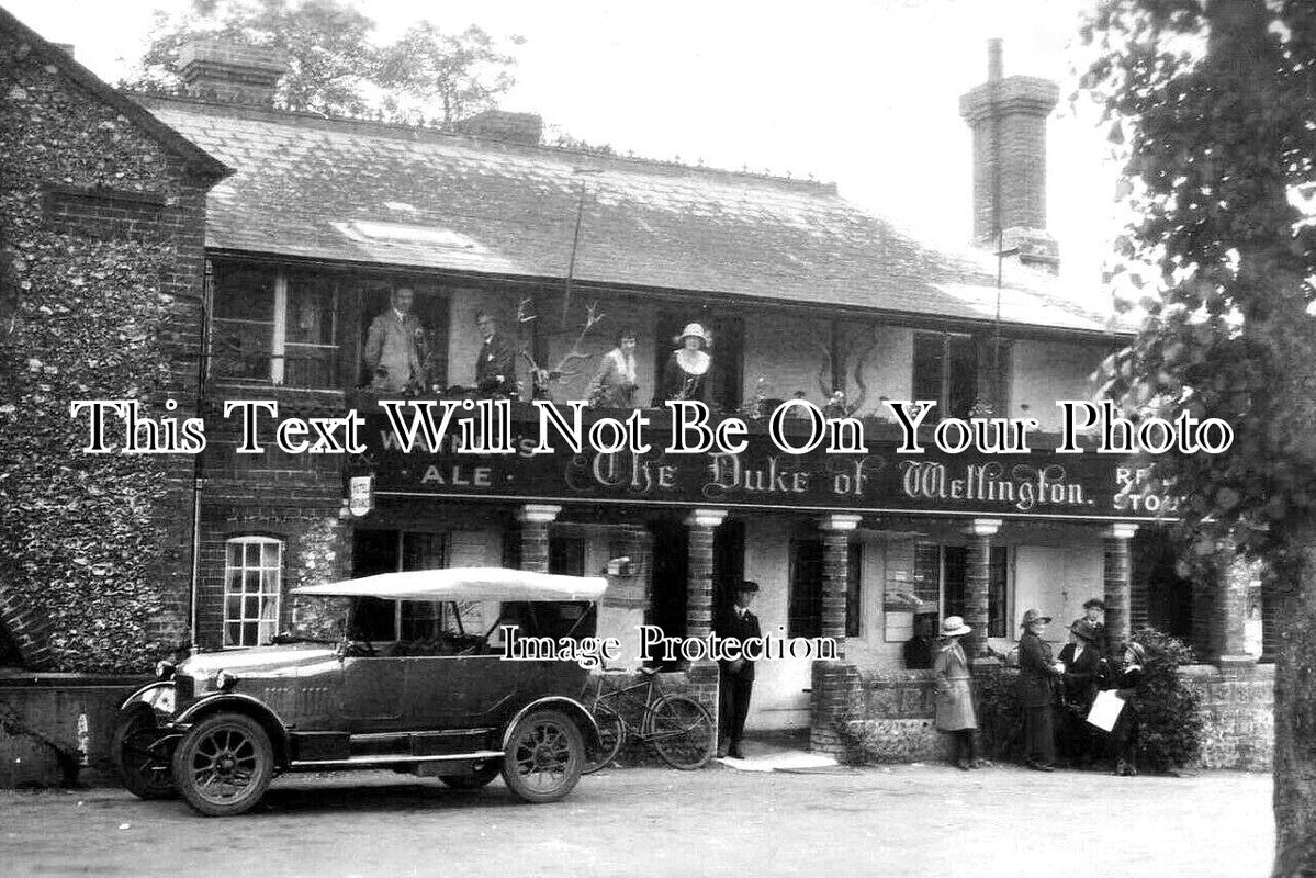 SU 2763 - The Duke Of Wellington Pub, Horsley, Surrey