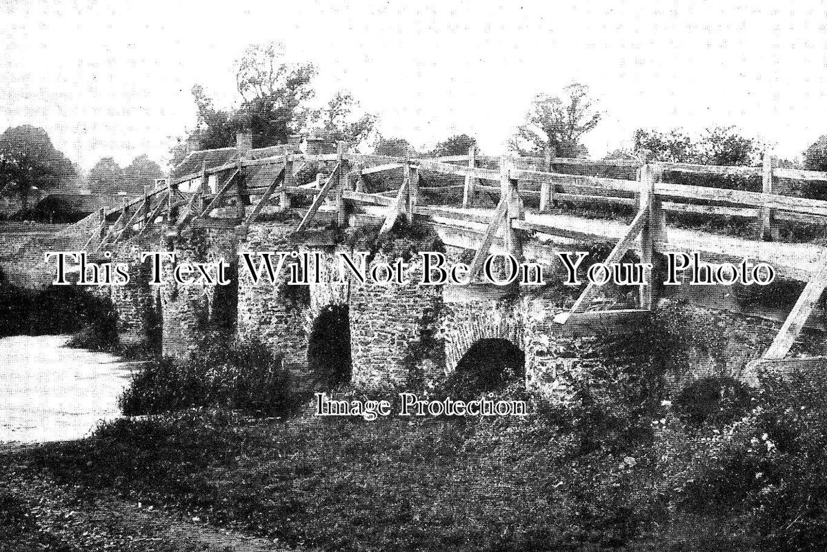 SU 2812 - Tilford Bridge, Surrey c1905 – JB Archive