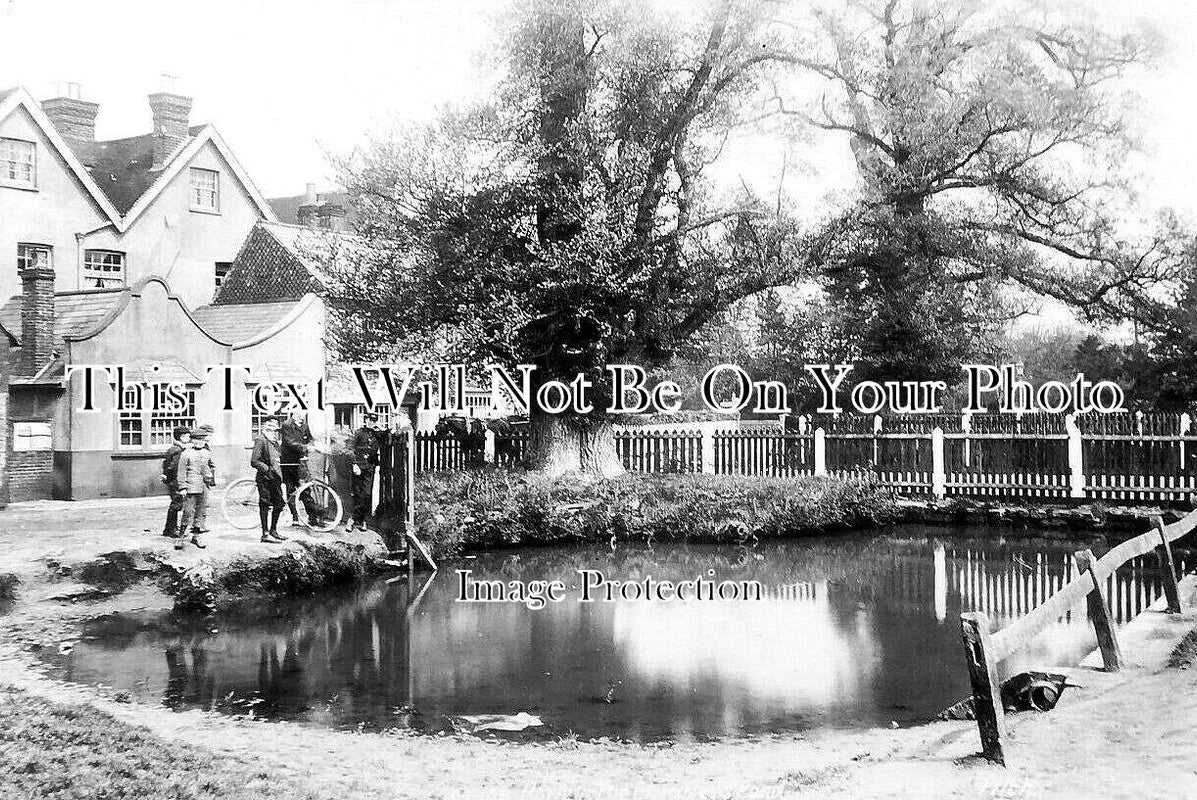 SU 2917 - Chequers Pond, Horley, Surrey c1907