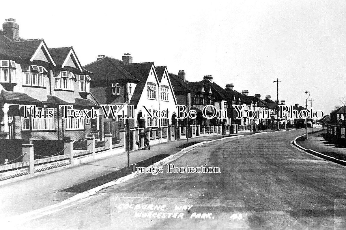 SU 3040 - Colborne Way, Worcester Park, Surrey – JB Archive