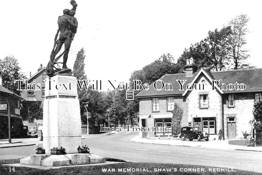 SU 3192 - Redhill War Memorial, Shaws Corner, Surrey