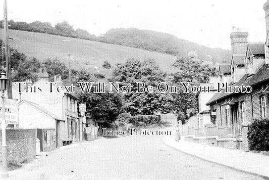 SU 3348 - The Yew Tree Inn Pub, Reigate Hill, Reigate, Surrey