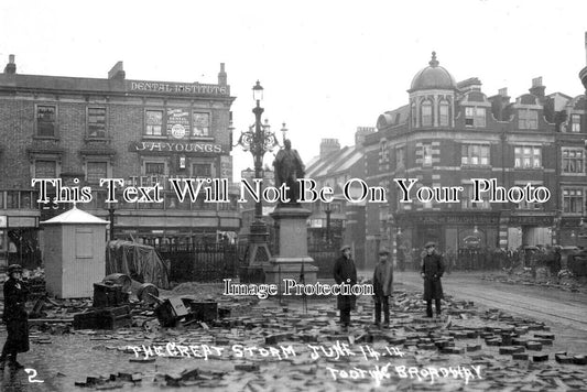 SU 3484 - The Great Storm At Tooting Broadway, Surrey 1914