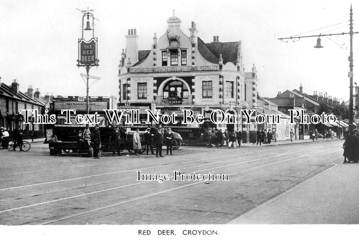 SU 3563 - The Red Deer Pub Corner, Croydon, Surrey