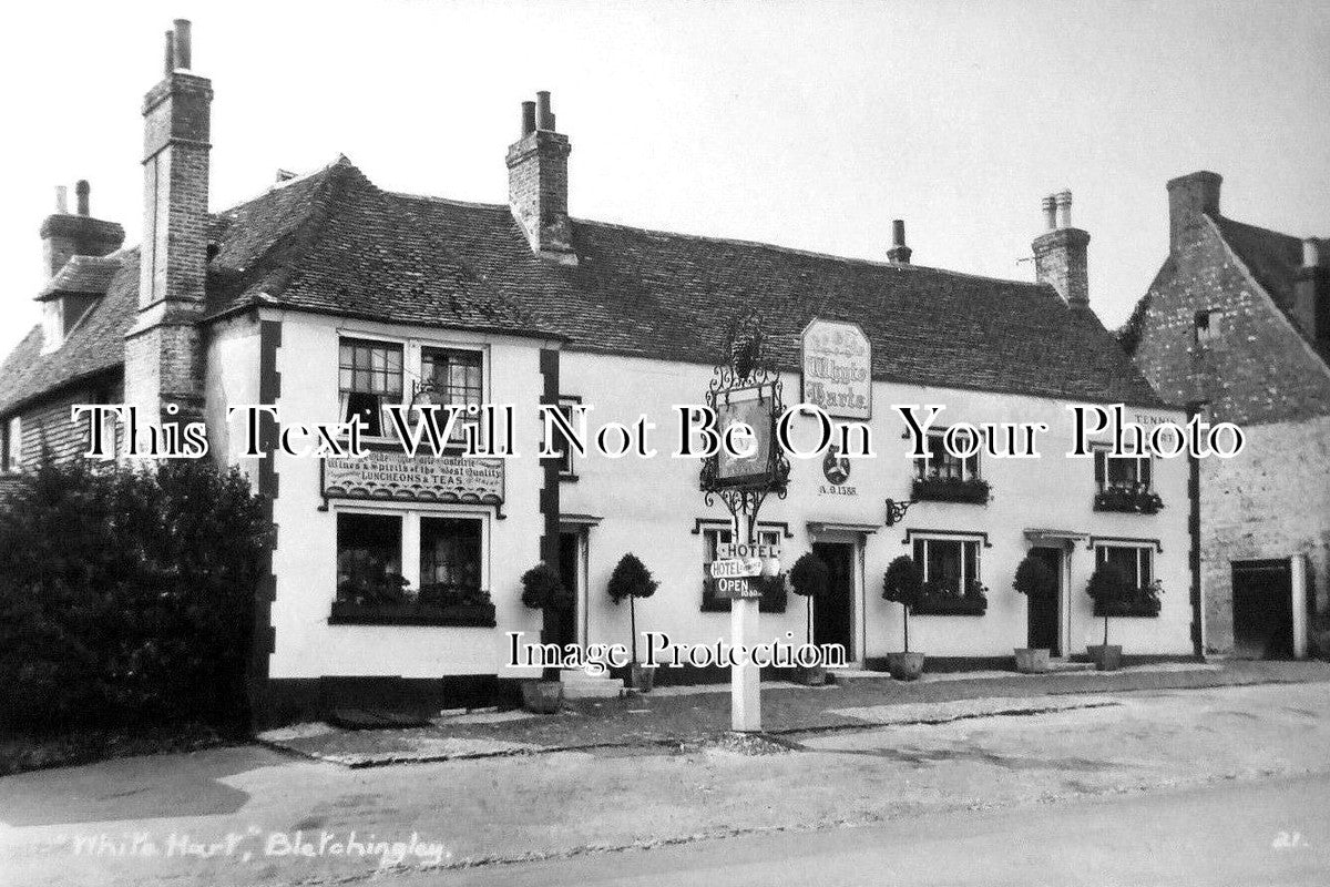 SU 3565 - The White Hart Pub, Bletchingley, Surrey c1920