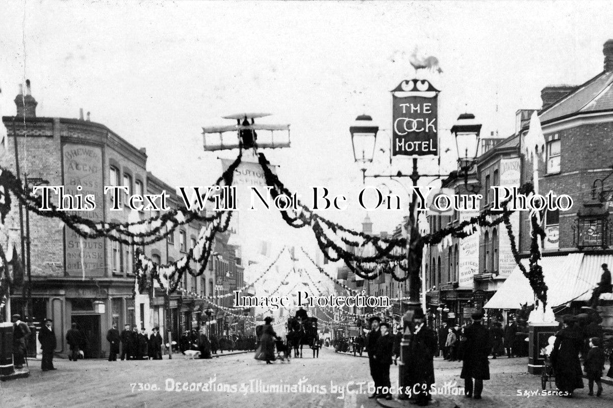 SU 403 - Xmas Decorations, High Street, Sutton, Surrey