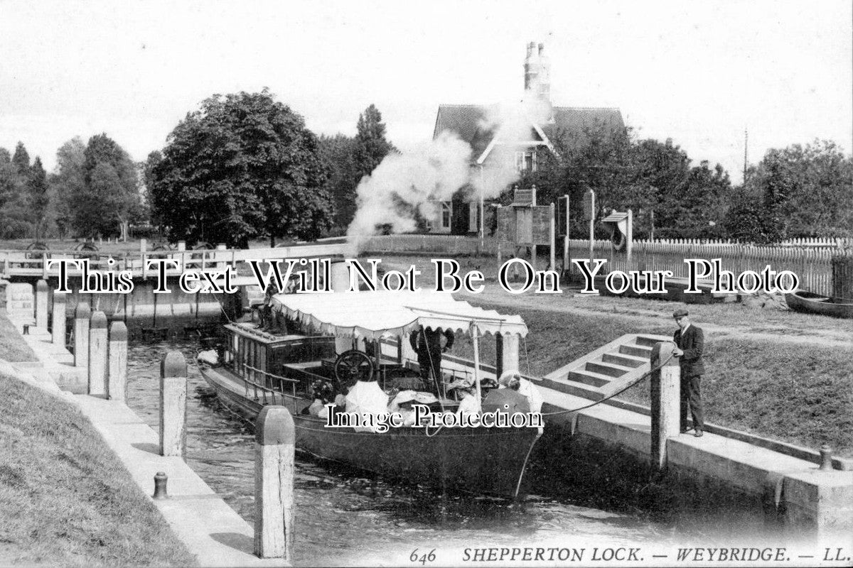 SU 564 - Shepperton Lock, Weybridge, Surrey