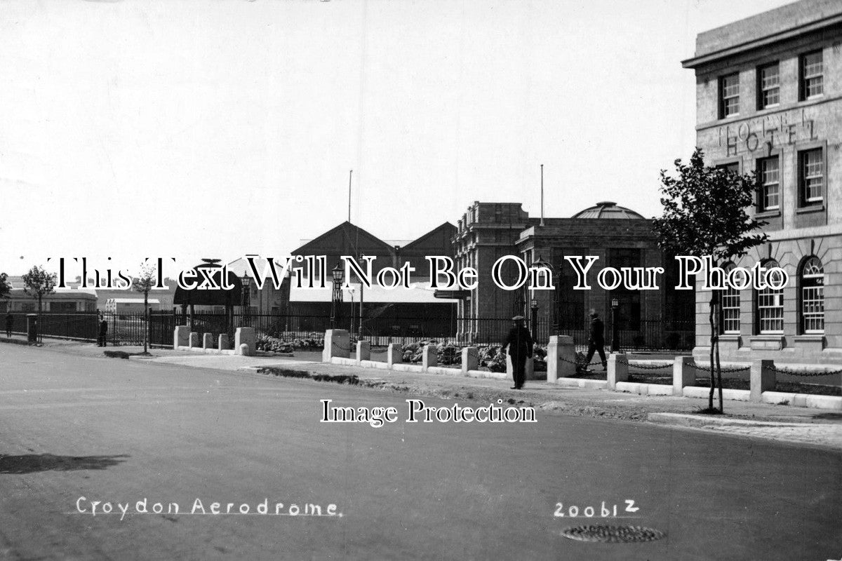 SU 755 - Entrance & Hotel, Purley Way Road, Croydon Aerodrome, Surrey