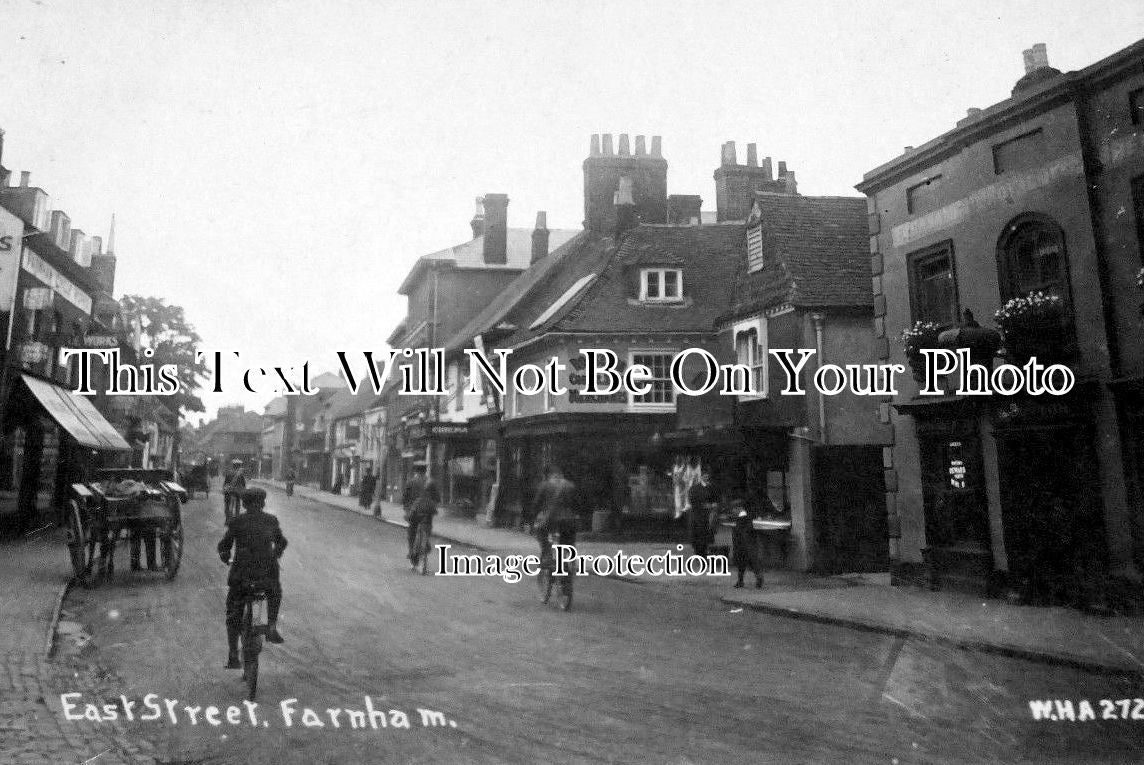 SU 788 - East Street, Farnham, Surrey c1918