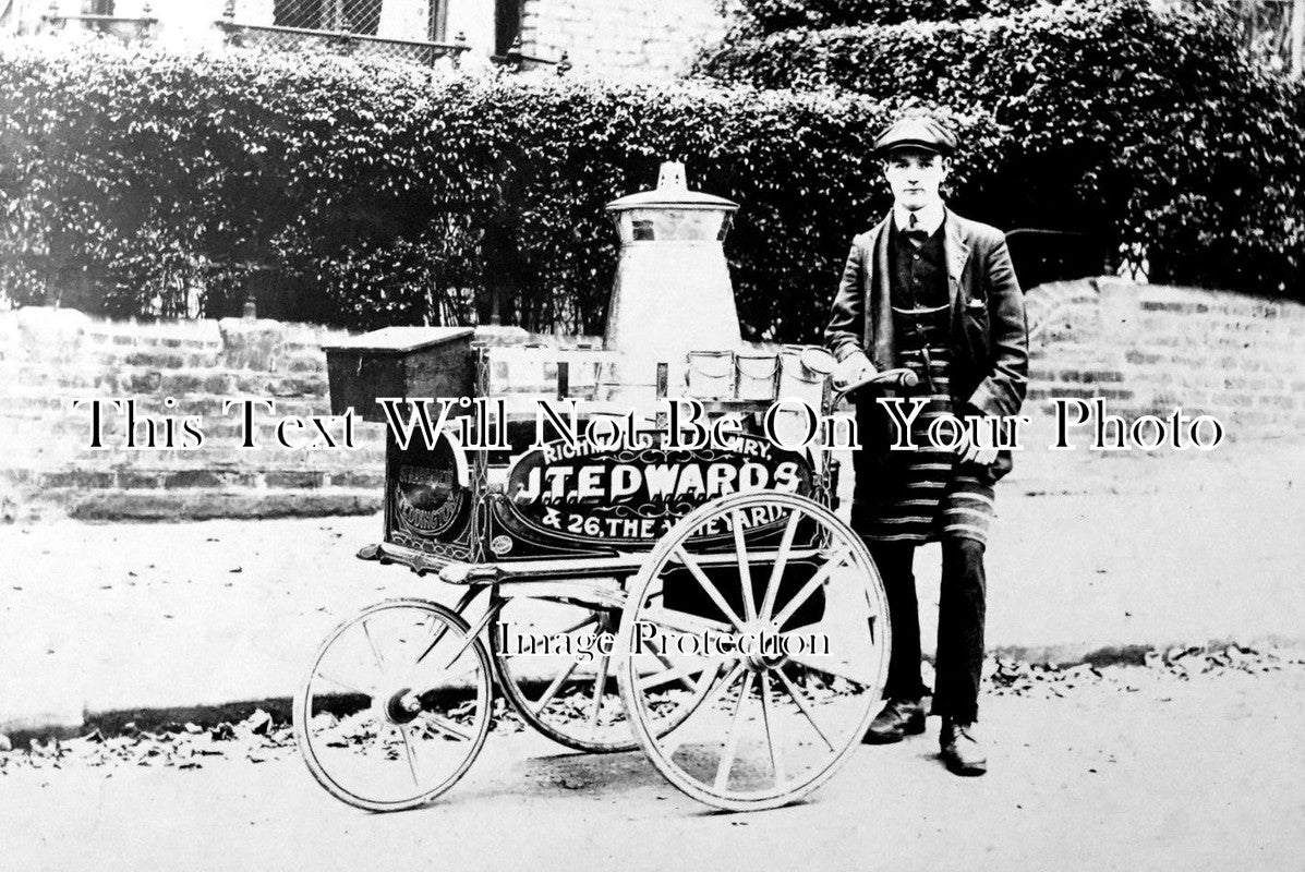 SU 8 - Richmond Hill Dairy Milk Cart, Surrey