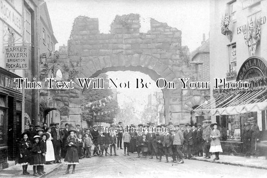 SX 1107 - 1911 Coronation, East Gate, Chichester, Sussex