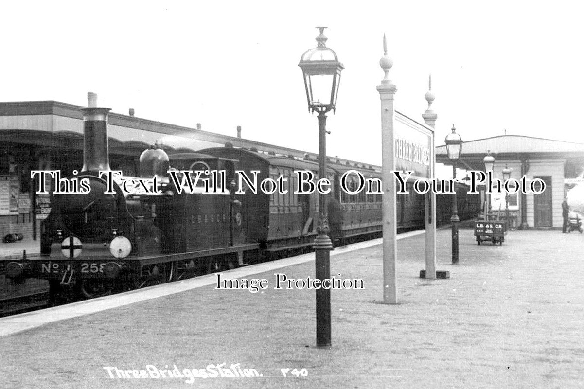 SX 1320 - Three Bridges Railway Station, Sussex