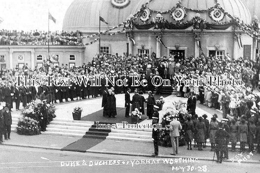 SX 1373 - Duke & Duchess Of York At Worthing, Sussex 1928