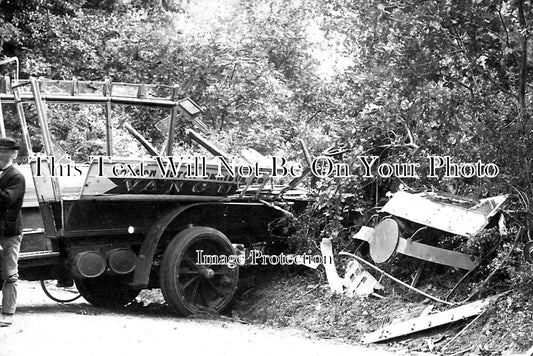 SX 1384 - London Motor Omnibus Bus Crash At Crawley, Sussex 1906