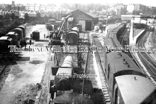 SX 1391 - Hastings Railway Station, Sussex c1930
