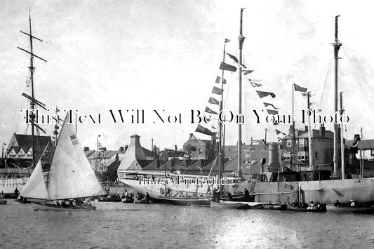 SX 1642 - Shoreham Harbour Regatta, Sussex