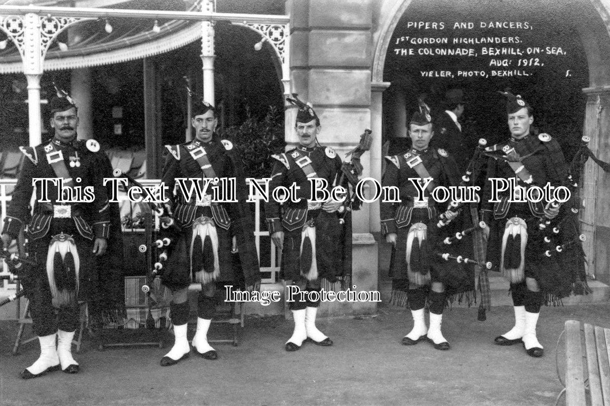 SX 1692 - 1st Gordon Highlanders, Pipers & Dancers, Bexhill On Sea, Sussex 1912