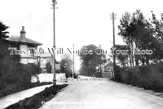 SX 1792 - Fishbourne Crossing Entrance To Chichester, Sussex c1913