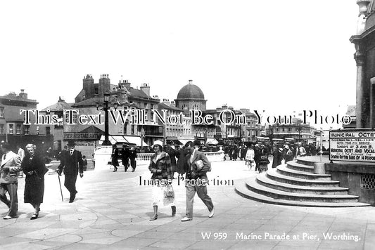 SX 2216 - Marine Parade At Pier, Worthing, Sussex