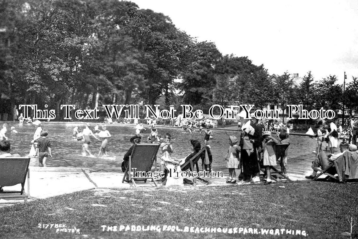 SX 2352 - The Paddling Pool, Beach House Park, Worthing, Sussex