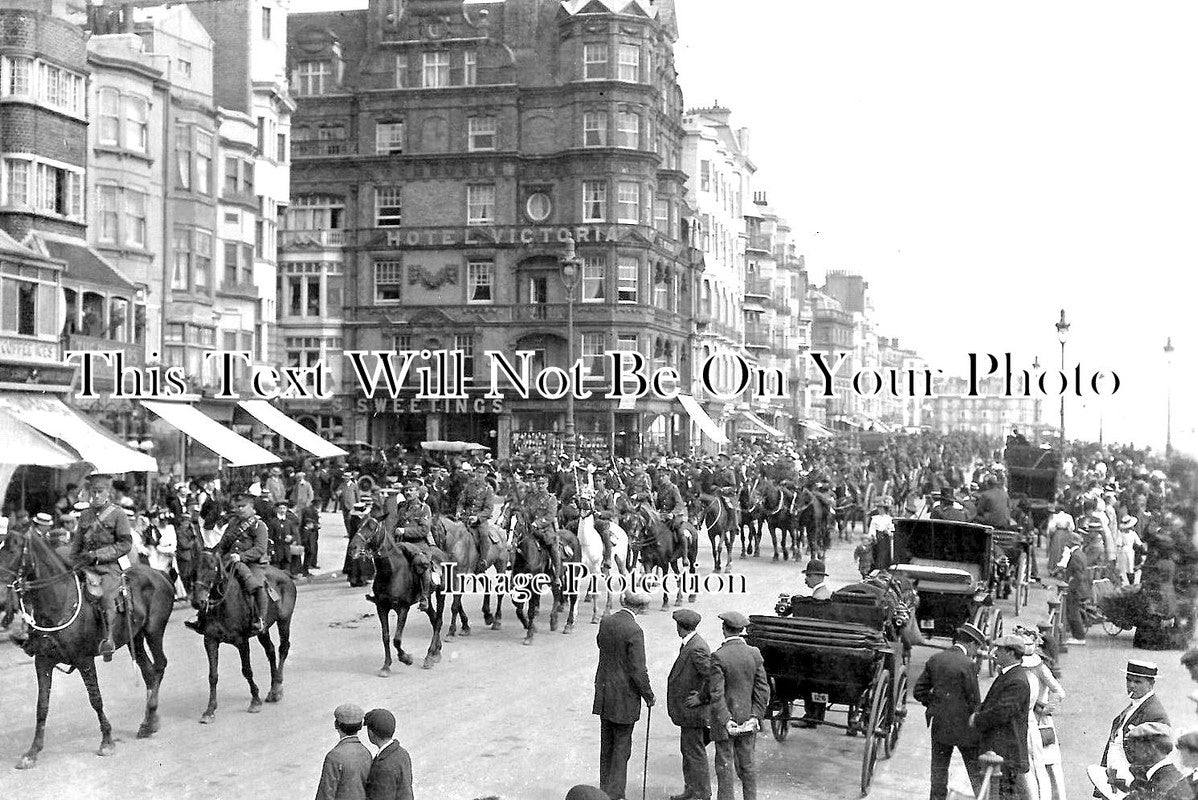 SX 2467 - Kings Road Military Parade, Brighton, Sussex