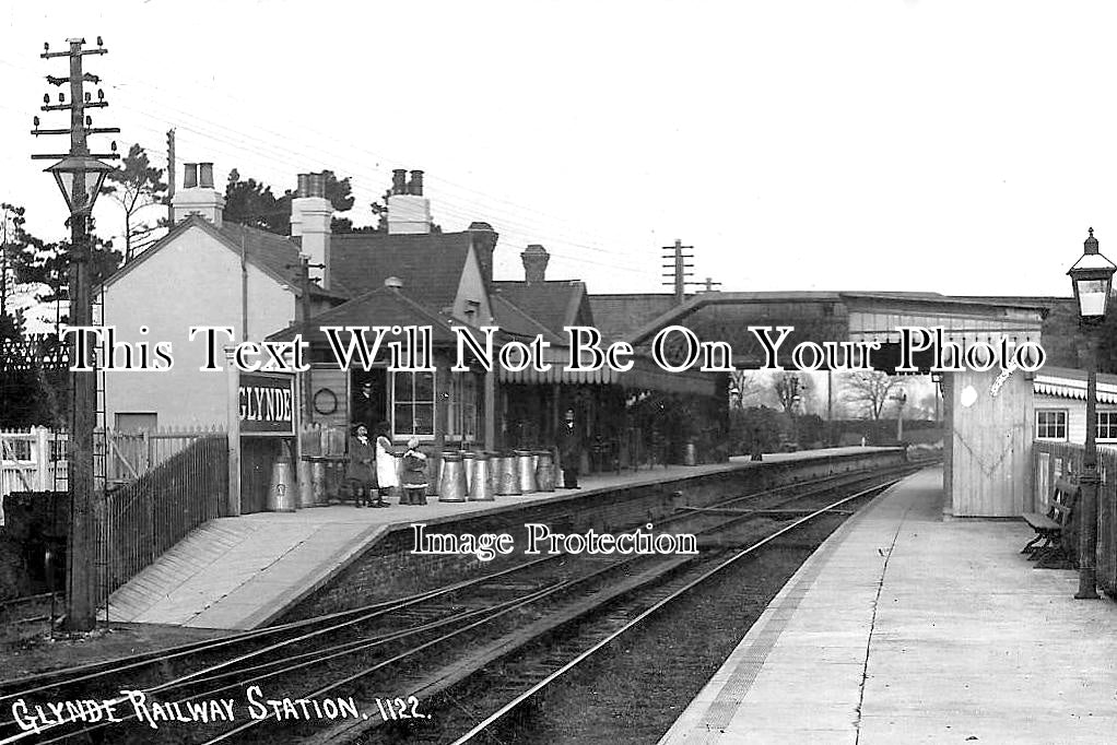 SX 2543 - Glynde Railway Station, Sussex c1914