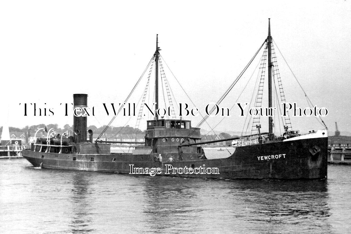 SX 3400 - Coaster SS Yewcroft, Shoreham Harbour, Sussex c1930