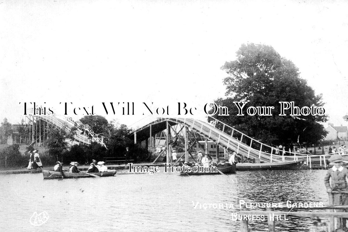 SX 3771 - Victoria Pleasure Grounds, Burgess Hill, Sussex